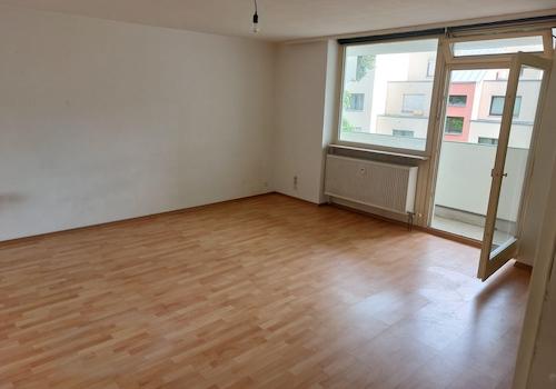 Wohnzimmer Richtung Fenster