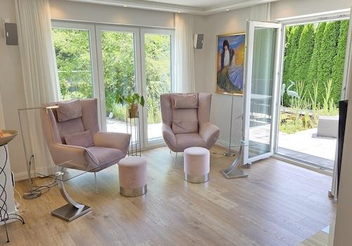 Wohnzimmer (2)