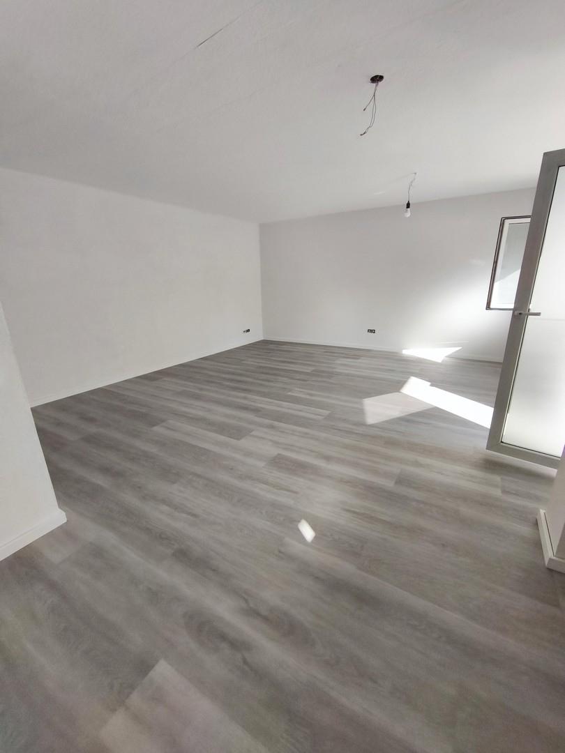 Großs Wohn und Esszimmer 