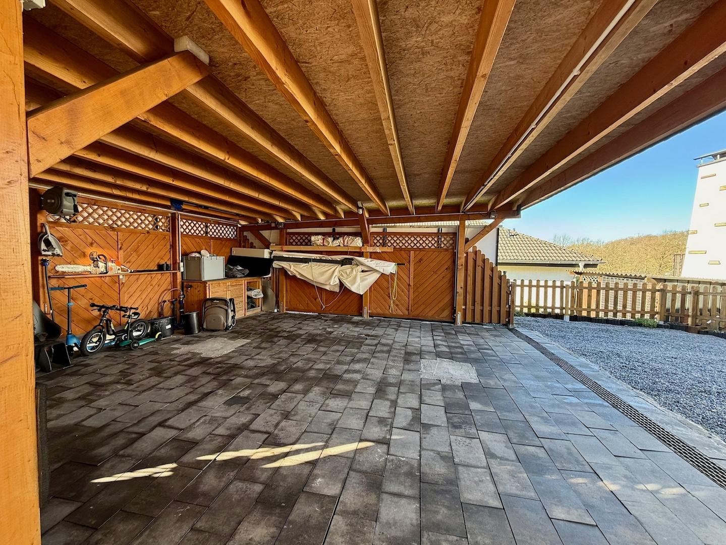 Carport