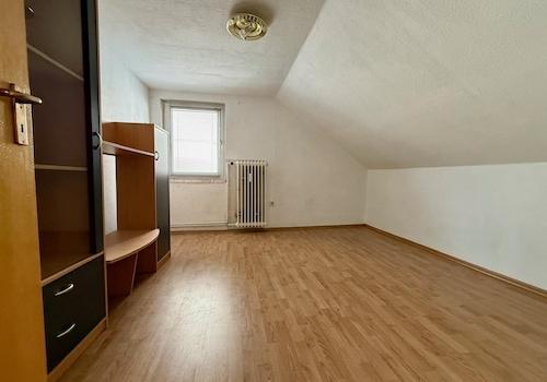 Dachgeschoss: Zimmer 1