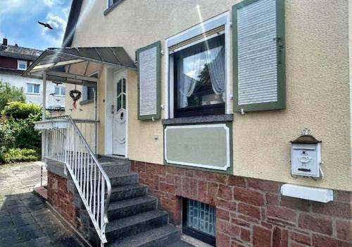 Außentreppe zur Haustür