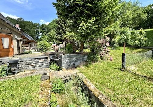 Bauchlauf im Garten