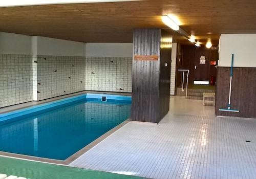 Hallenbad