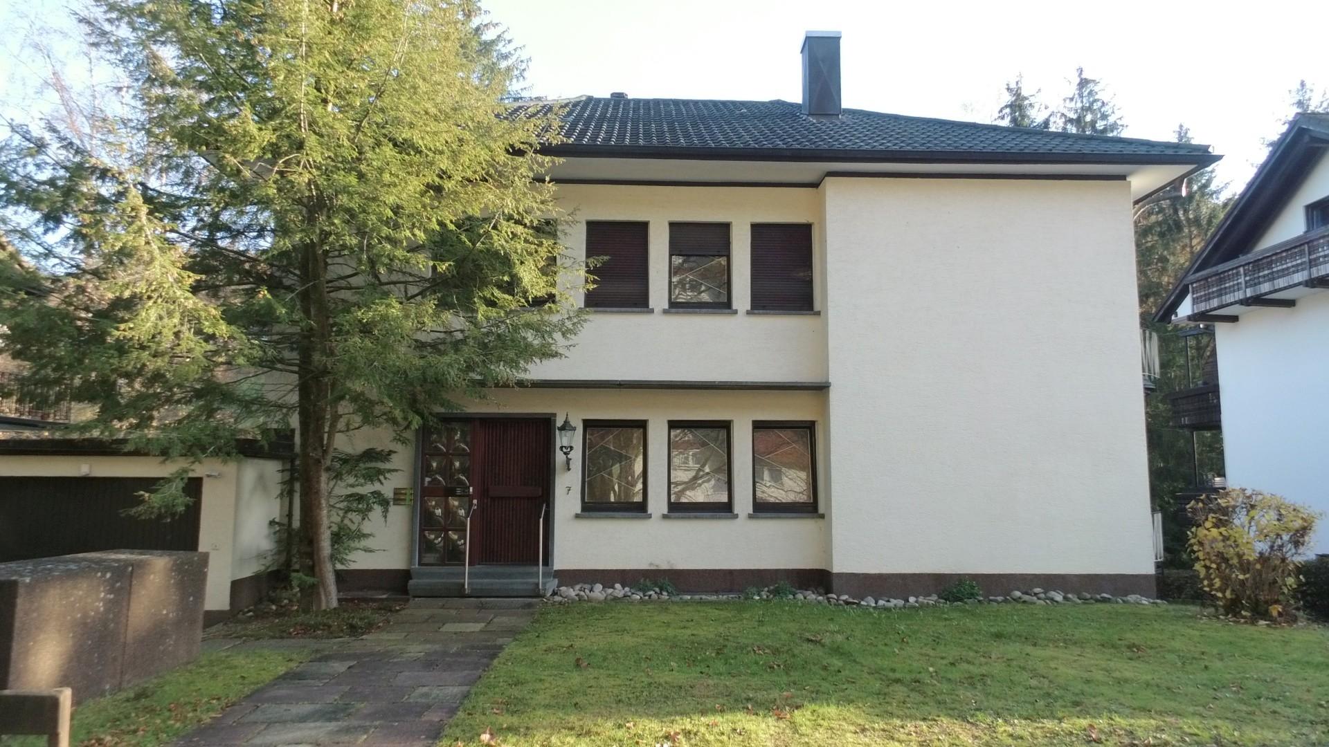 Straßenansicht