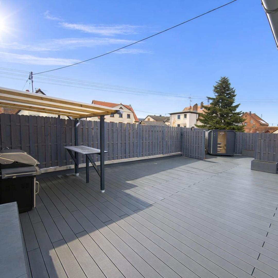 Große Terrasse (Wellness)