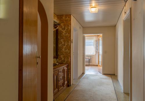 Attraktives 2-Familienhaus mit 177 m² Wohnfläche und großem Garten