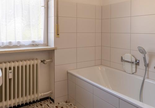 Attraktives 2-Familienhaus mit 177 m² Wohnfläche und großem Garten