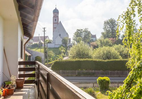 Attraktives 2-Familienhaus mit 177 m² Wohnfläche und großem Garten