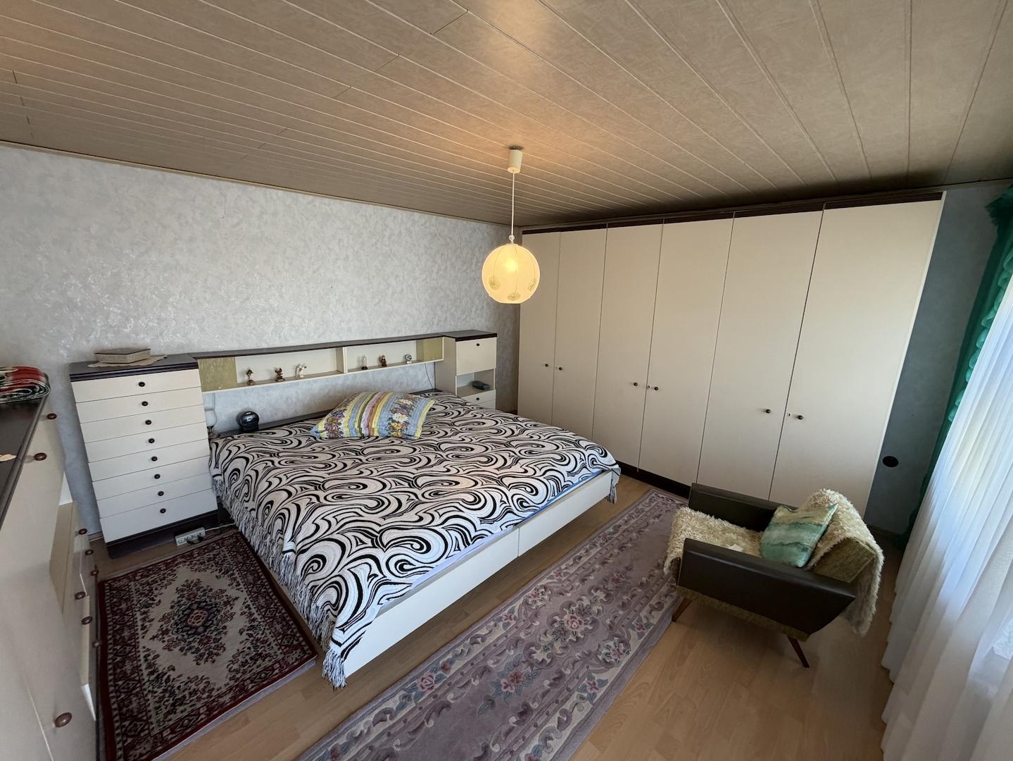 Zimmer 4 OG