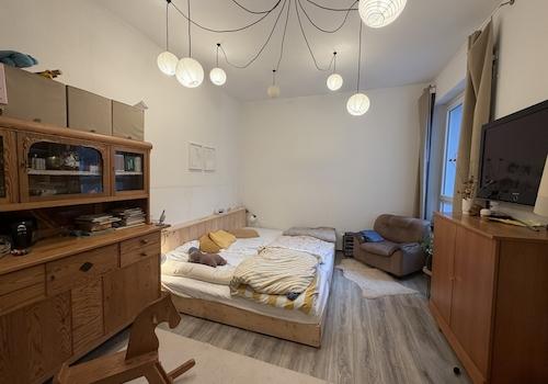 Großes Schlafzimmer