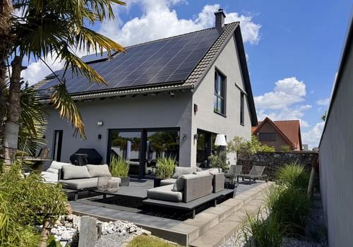 Hausansicht vom Garten