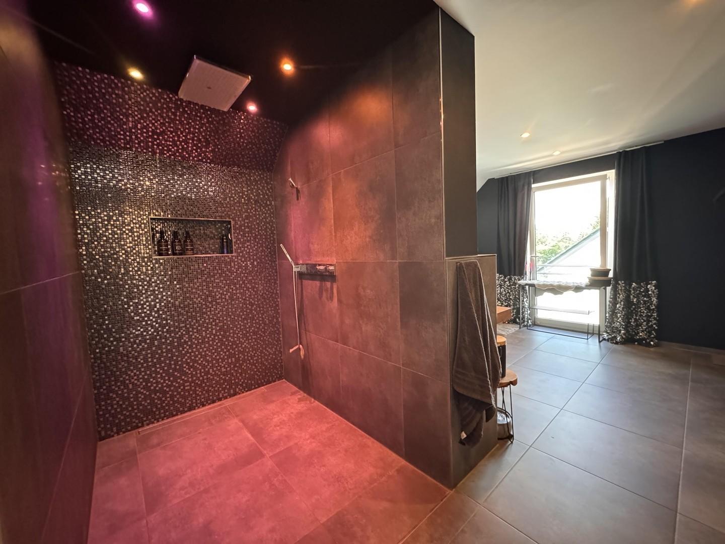 Dusche