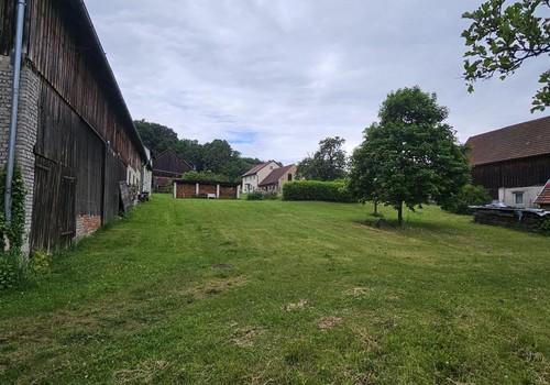 Garten und Holzlagerplatz Nord
