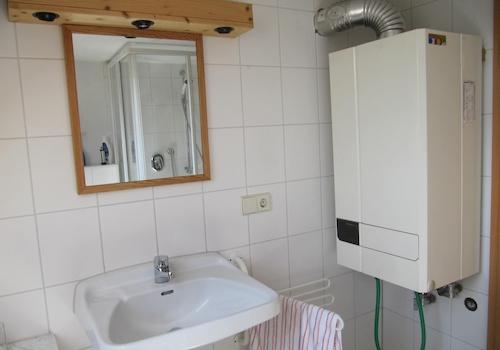 Bad und Gastherme DG