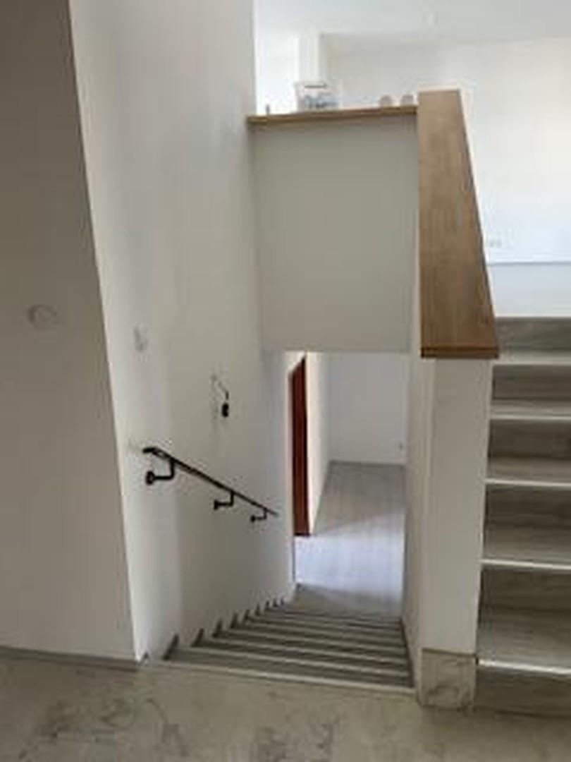 Blick Souterrain + Wohnzimmer
