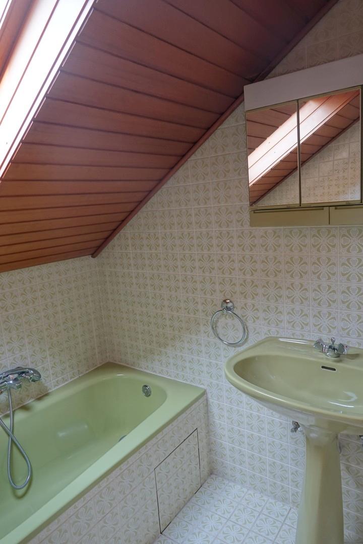 Wannenbad Dachgeschoss