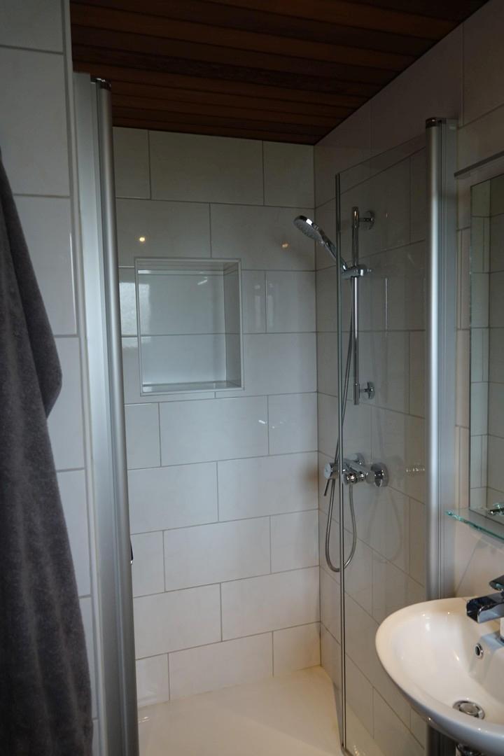 Duschbad Erdgeschoss
