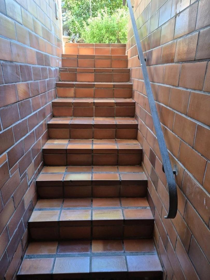 Kellertreppe zum Garten