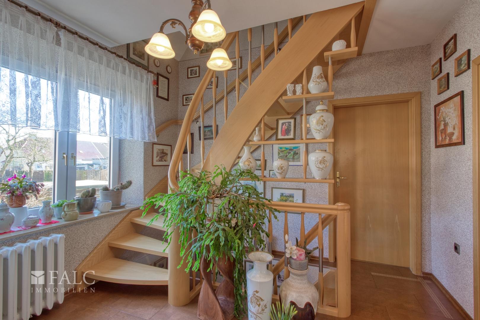 Treppe vom EG ins OG