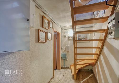 Treppe UG