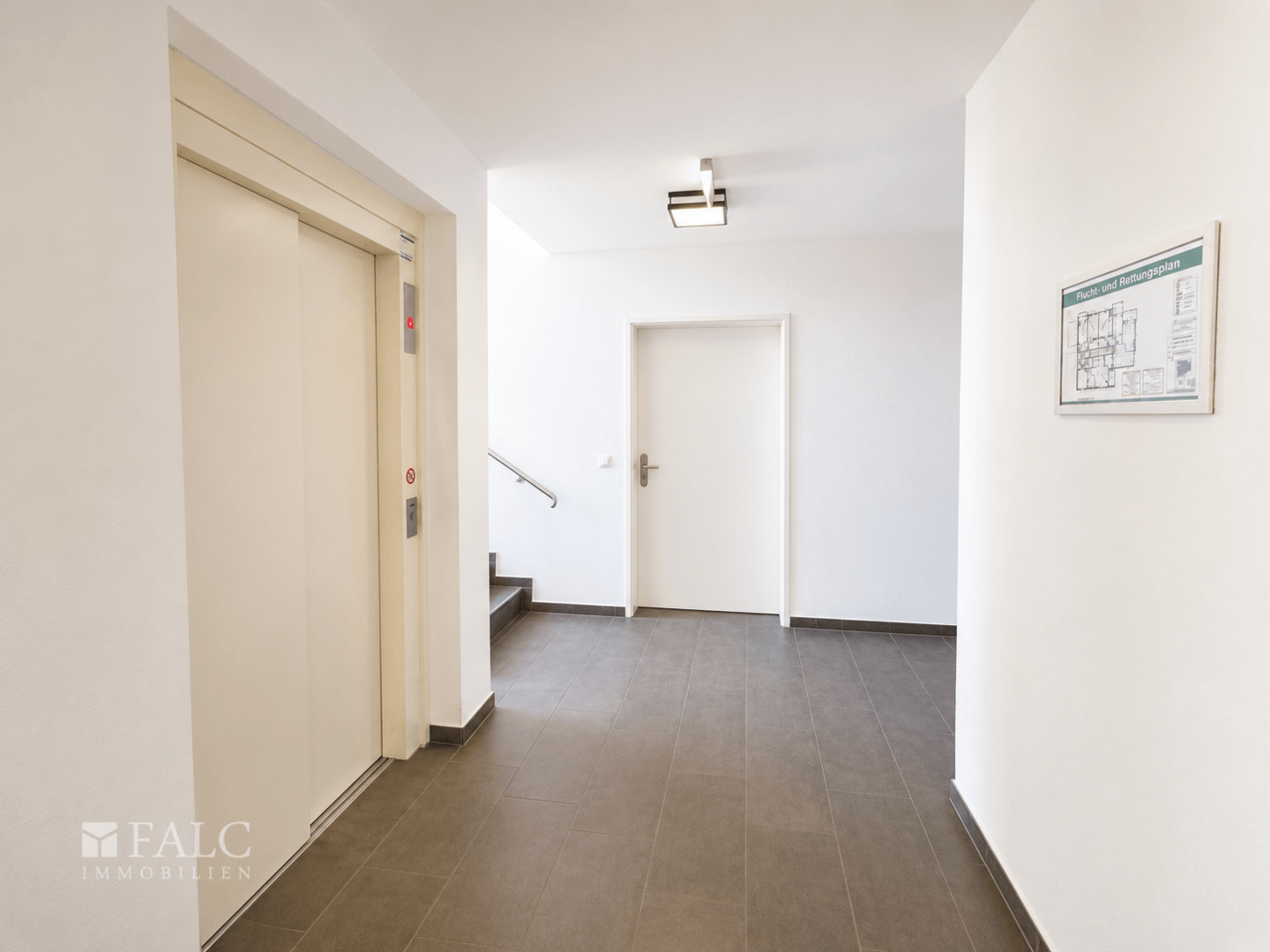 Eingangsbereich zu der Wohnung