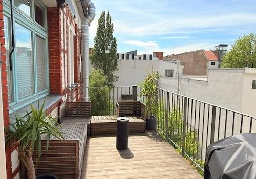 Terrasse 2 von 2