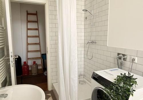 Toilette 2 von 6