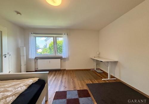 Wohn und Schlafzimmer
