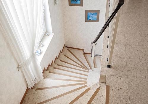 Treppe in das OG