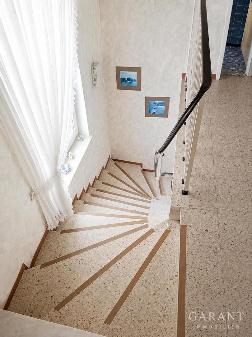 Treppe in das OG