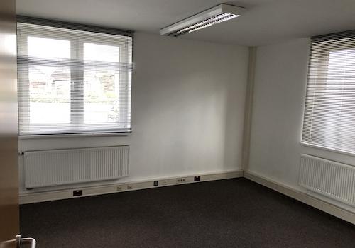 Büro 1
