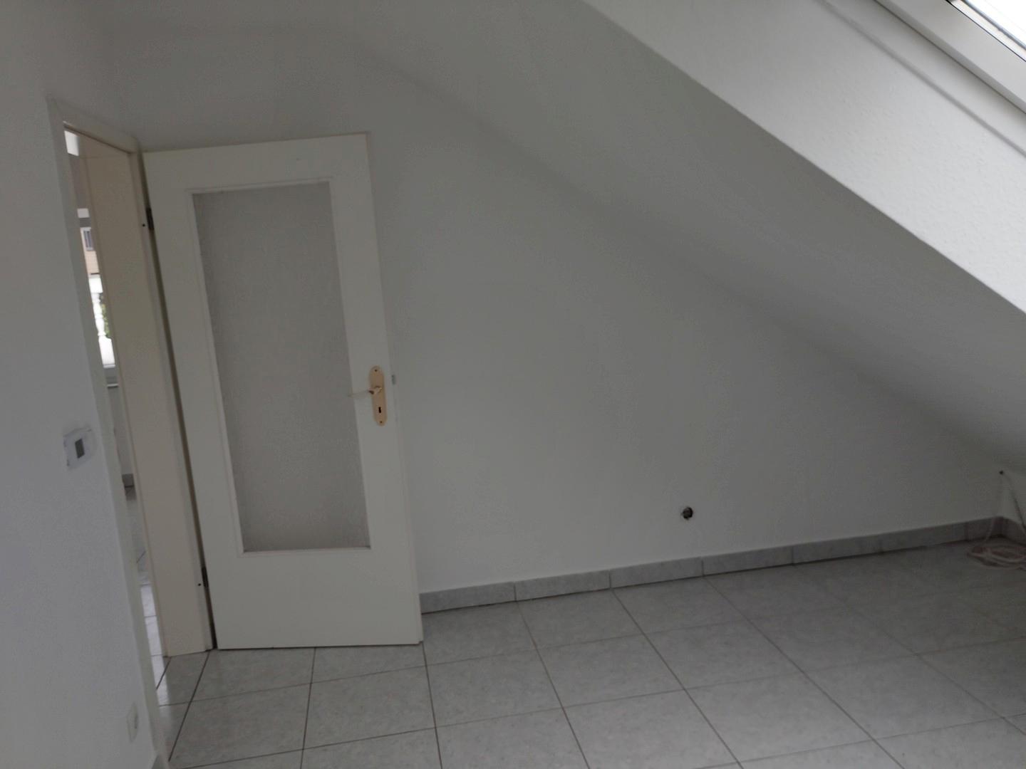 Arbeitszimmer o. Schlafzimmer