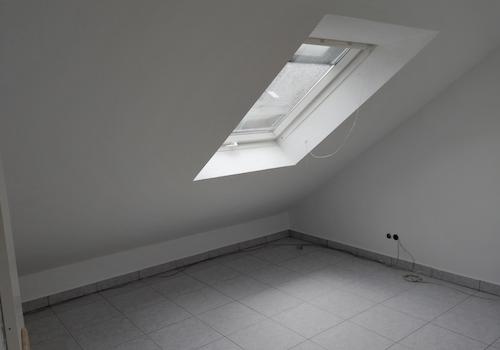Arbeitszimmer o. Schlafzimmer