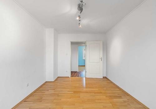 Kinderzimmer / Büro
