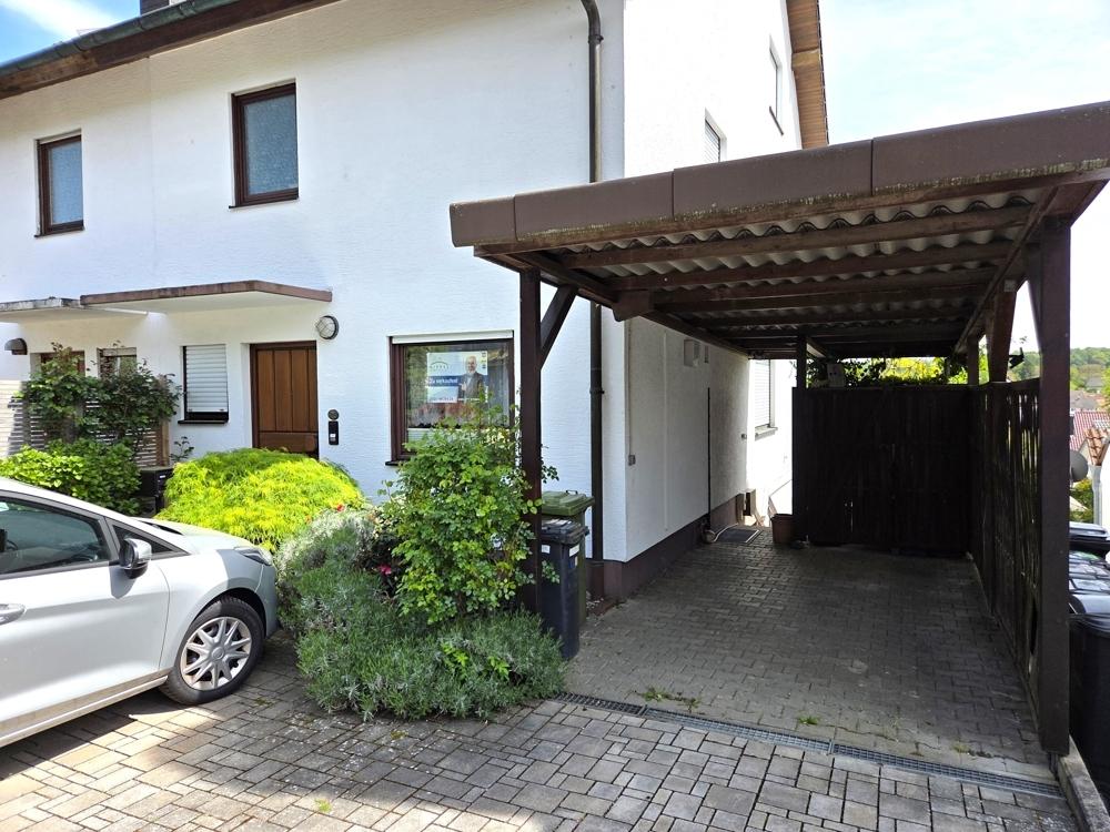 mit Carport