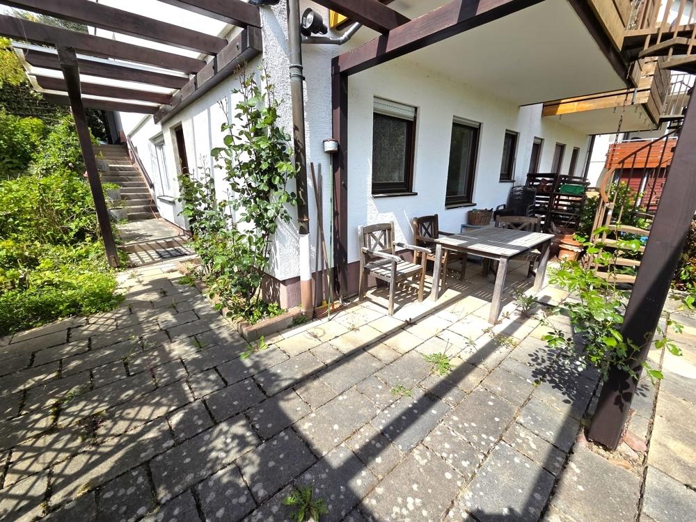 Terrasse in den Garten