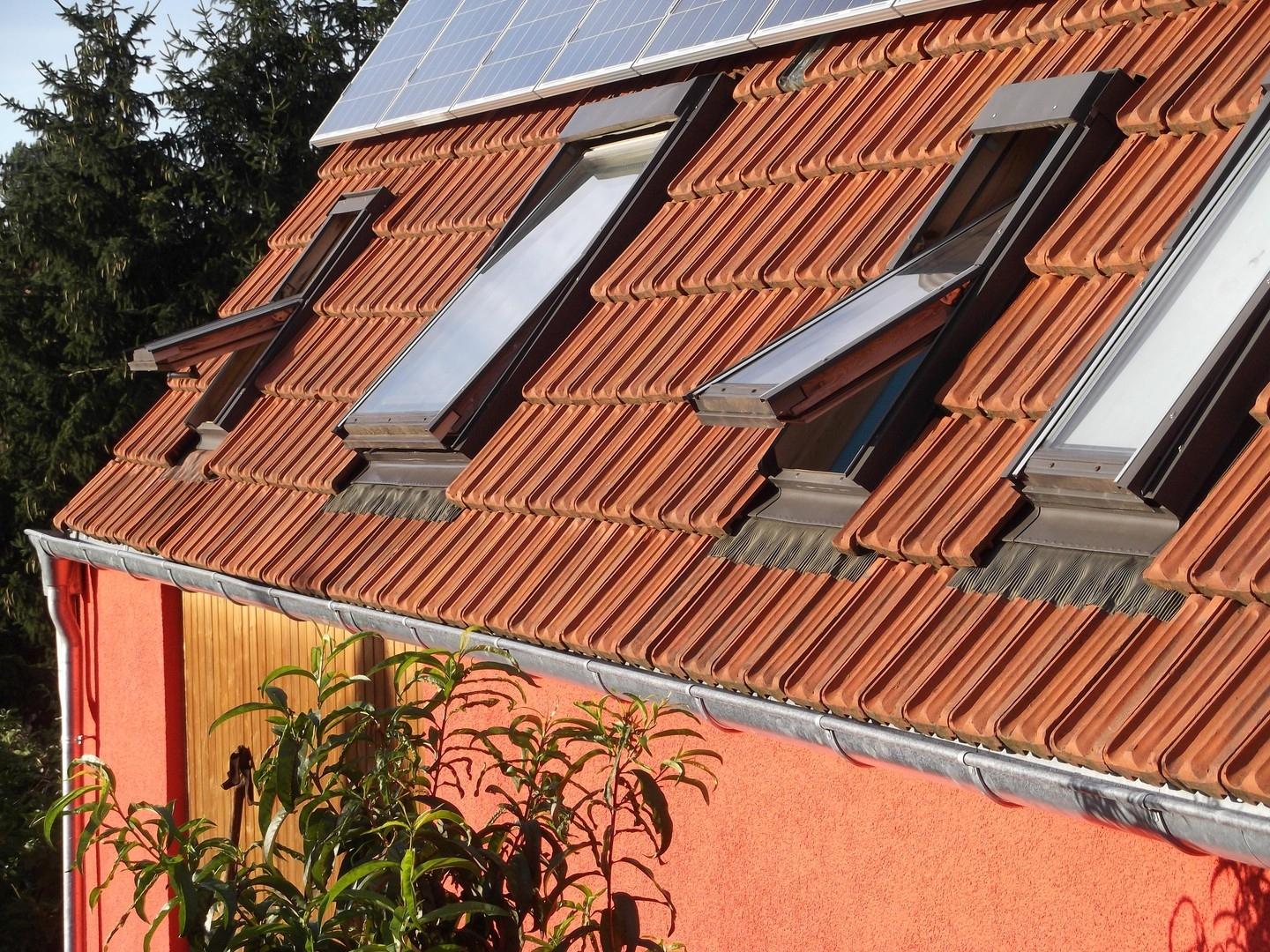 Dach mit PV Hinterhaus