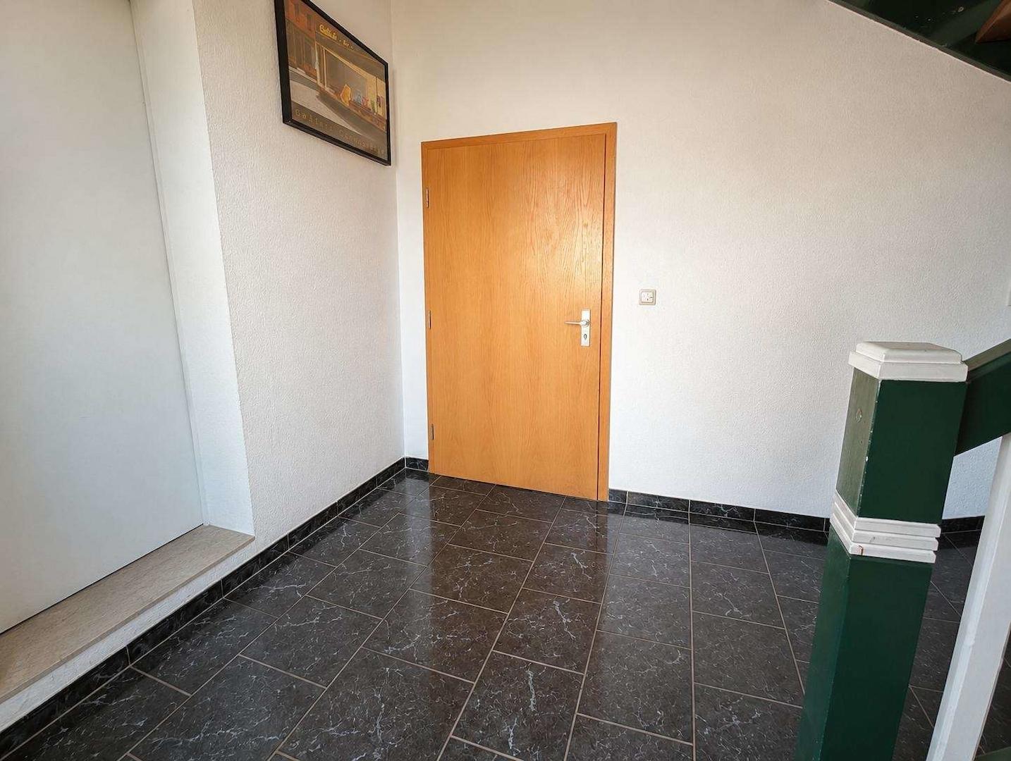 Wohnungstür EG