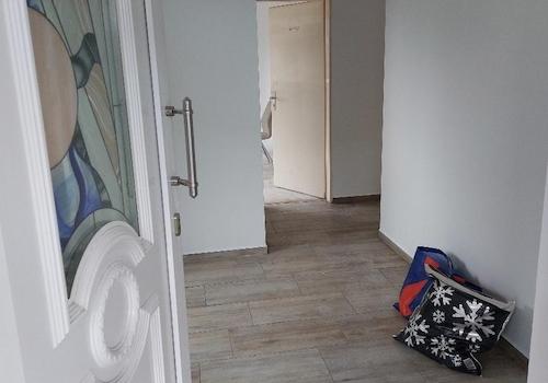 Flur EG von Haustür aus