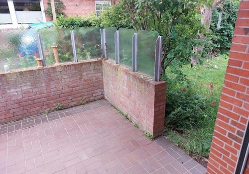 Terrasse mit Zugang zum Garten