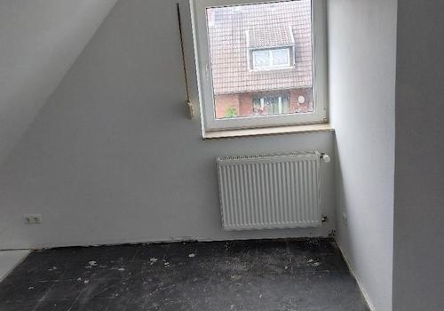 Zimmer OG links zur Rückseite