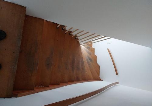 Treppe von Flur oben nach unt.