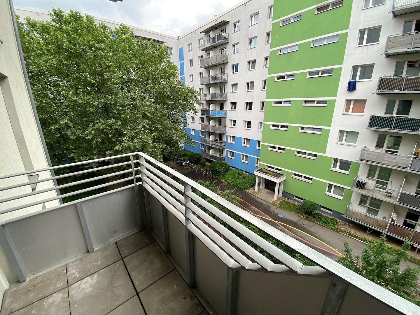 Ausblick vom Balkon - 3