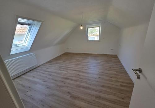 Schlafzimmer DG