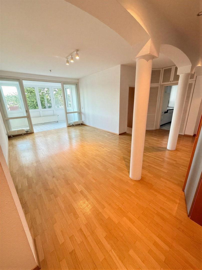 Großzügiges Wohnzimmer