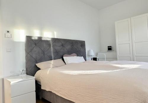 Schlafzimmer, Bild 2