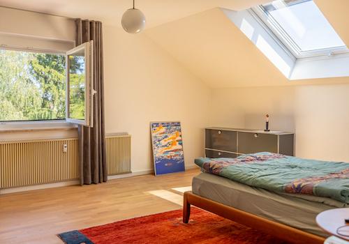 Wohnen mit Charme unter dem Dach – 4-Zimmer-Wohnung mit Westbalkon