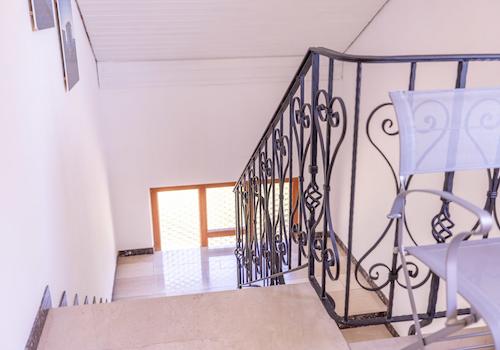 Wohnen mit Charme unter dem Dach – 4-Zimmer-Wohnung mit Westbalkon