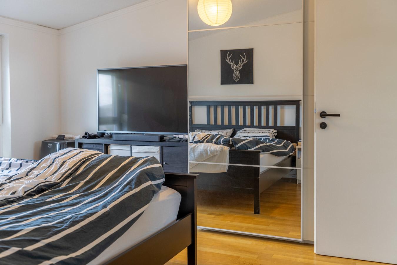 Sonne, Ruhe, Zuhause - Stilvolle Dachgeschosswohnung mit großer Südterrasse